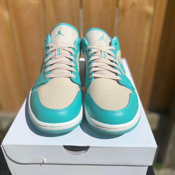 Jordan 1 Low Washed Teal Size 10 Mens VNDS - Picture 2 of 6